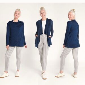 Betabrand 3-way Caridgan in heather blue. Size XXL plus size